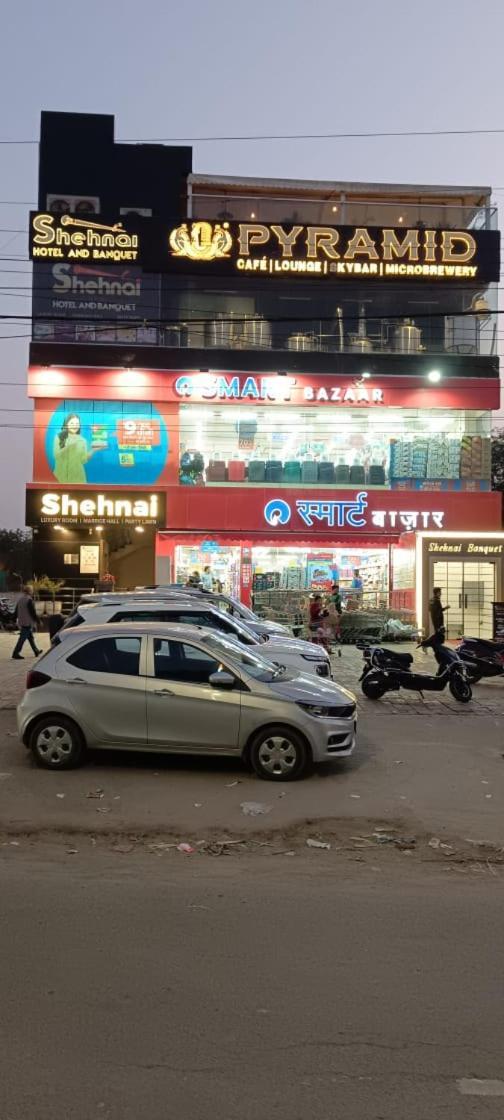 Shehnai Hotel And Banquet Hisār 外观 照片