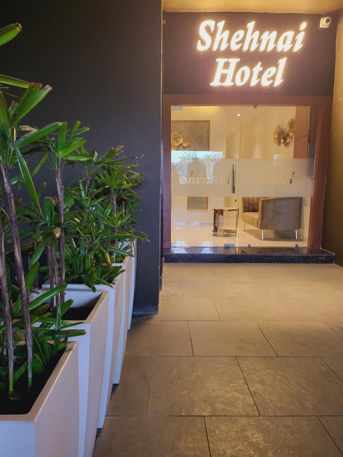 Shehnai Hotel And Banquet Hisār 外观 照片